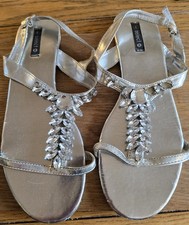 Select flat silver diamante