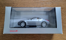 Nissan 350z 18 scale model car (about 10cms long) Boxed