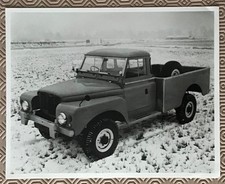 LAND ROVER 129 Black & White