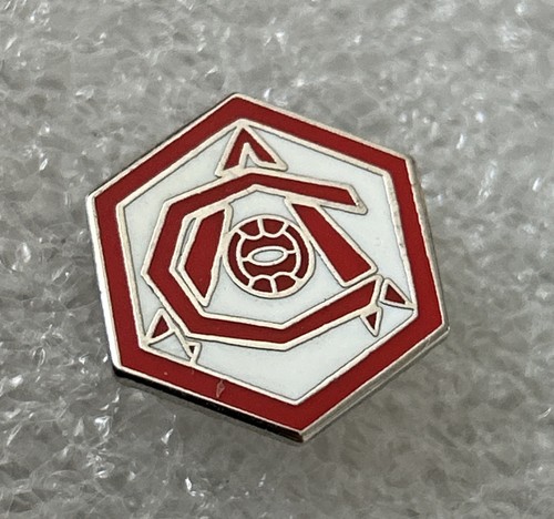 Arsenal supporter enamel badge - arsenal,