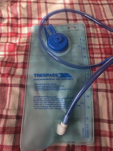 Trespass water bladder - 2, litre