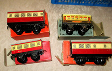 Hornby  clockwork trains 4 carriages  0 gauge all boxed