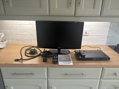 Samsung monitor dvd - tv,