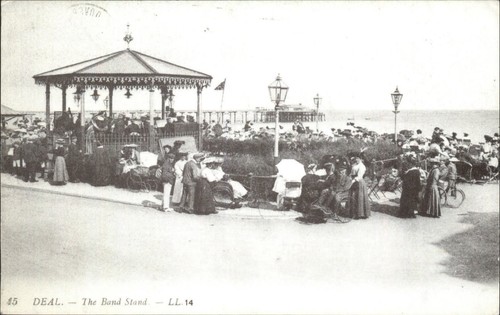 Vintage postcard deal the - deal,