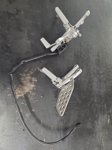 Honda fireblade foot rest - foot,
