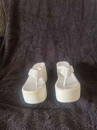 Brand new platform - brand, flops