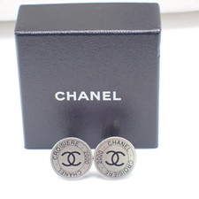 CHANEL CC  Logo Round Button