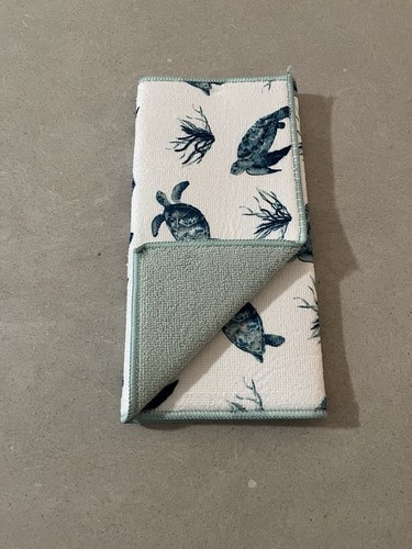 Small sea turtle dish - sea, drying