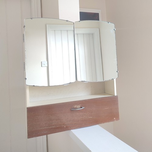 Vintage metlex bathroom - 50's,