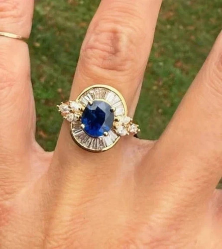 Oval natural blue - 4.30, ct