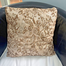 KYLIE MINOGUE Luxurious Gold 'Alexa' Sequinned Cushion