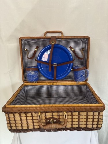 Vintage wicker picnic basket - vintage,