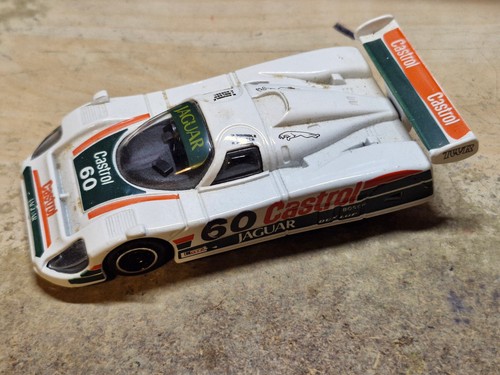 Corgi jaguar xjr9 castrol toy - corgi,
