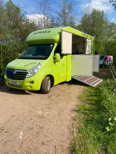 Vauxhall movano 95t - 3.95t, horsebox