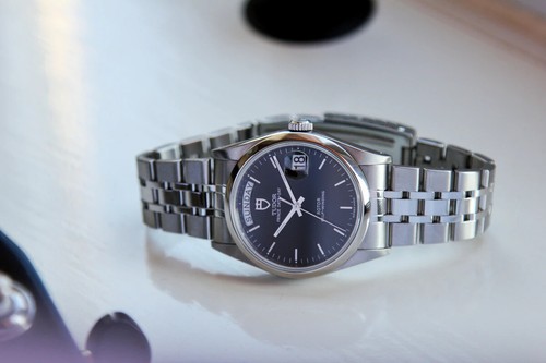 Tudor prince date day 76200 - prince,