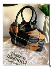 Vivienne Westwood - Yasmin