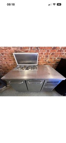 Gram counter fridge - fridge/, pizza