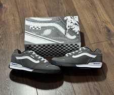 UK 9.5 - Vans Rowley XLT