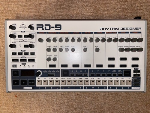 Behringer drum machine - rd-9,