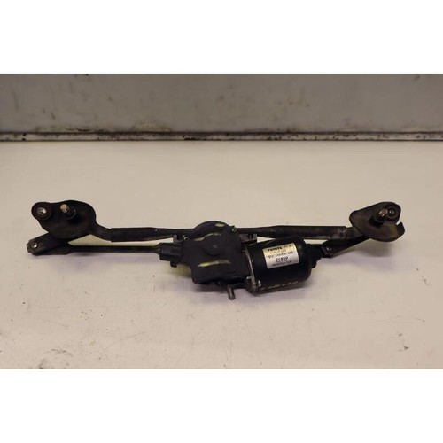 Front windscreen wiper - front,