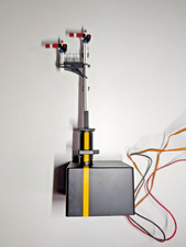 OO GAUGE DAPOL MOTORISED JUNCTION SIGNAL - TWO ARMS - 4L-001-006
