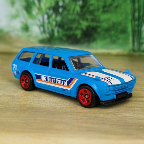 Hot wheels datsun 510 - hot,