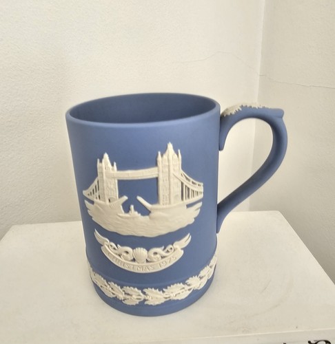 Wedgwood christmas mug - wedgwood,
