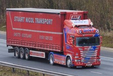 COL PHOTO: STUART NICOL SCANIA ARTIC CURTAINSIDE TRAILER - N88 SNT