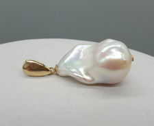 9ct Yellow Gold Baroque Pearl