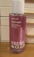 Pink Victoira Secret perfume