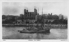 Early THAMES BARGES opposite