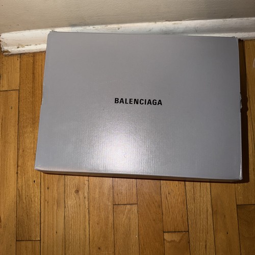 Balenciaga gray gift box 1pc - gray,