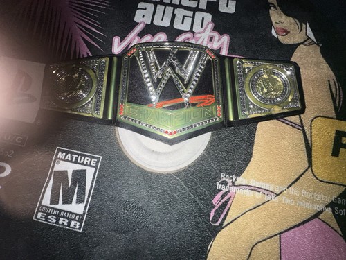 Hulk hogan wwf - hulk, signed