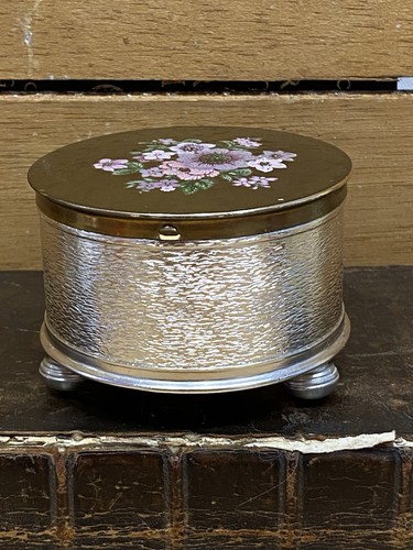 Vintage lador musical trinket - vintage,