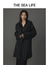 Women’s Lambswool Coat in