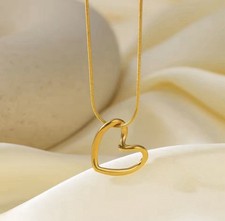Dainty Gold Heart Pendant