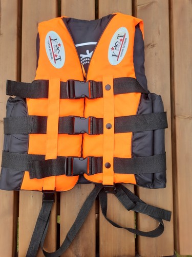 Child size buoyancy aid life - size,
