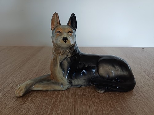 Sylvac alsatian dog - alsatian,