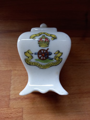 Royal artillery crested - artillery, china