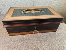 Vintage Victorian Style Metal