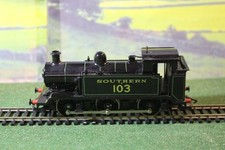 HORNBY R157 SR LINED BLACK 0-6-0T CLASS E2 SOUTHERN 103. RUNNER NEEDS A SERVICE