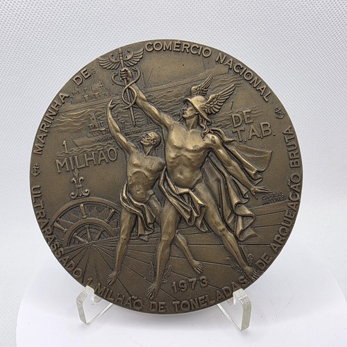 Bronze medal art - bronze,