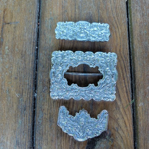 Vintage silver tone kilt - ,