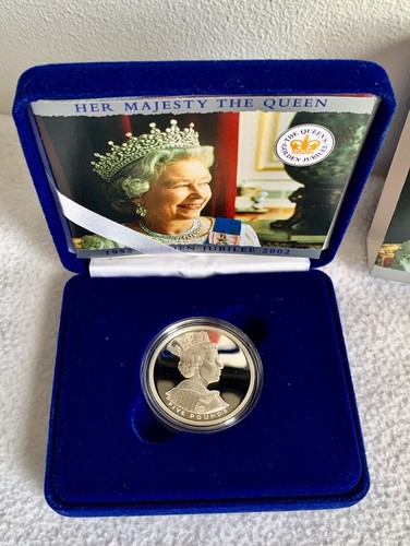 2002 queen golden jubilee - golden,
