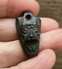 MEDIEVAL. 13TH/14TH CENTURY BRONZE WEIGHT WITH LEOPARDS HEAD.