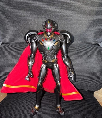 Hot toys diecast infinity - toys,