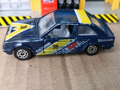 Corgi juniors ford escort - ford,