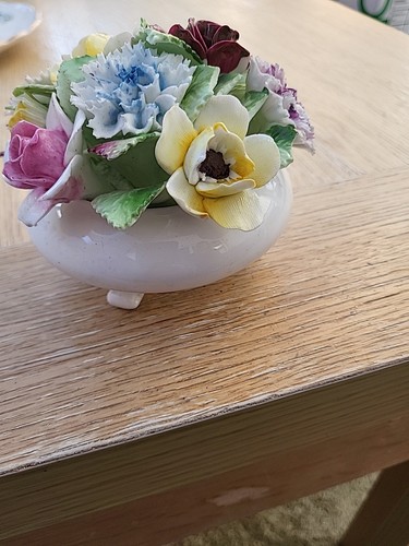 Royal doulton china - royal,