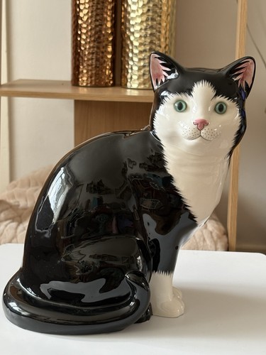 Just cats co - just, &
