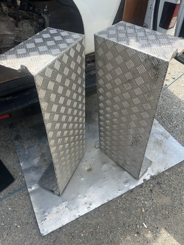 Pair aluminium checker - aluminium,